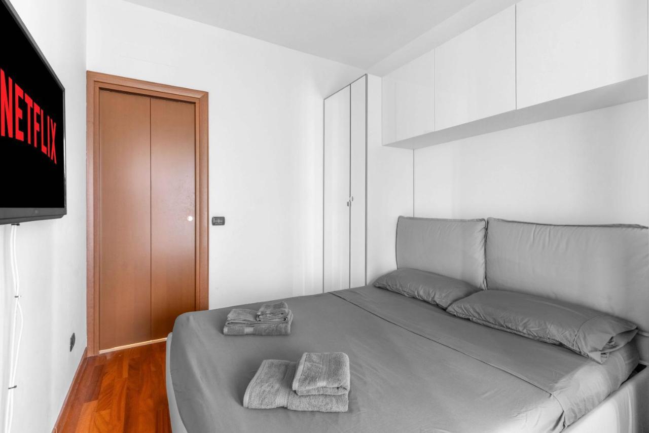 Exclusive With Terrace Milán